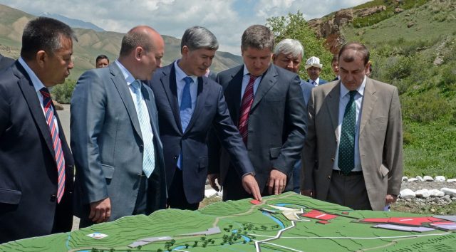 Киргизия нашла нового инвестора для строительства ГЭС взамен России.