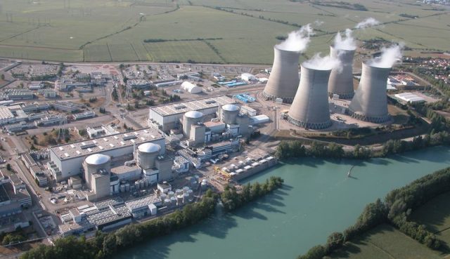 Франция может заглушить 17 ядерных реакторов к 2025 году